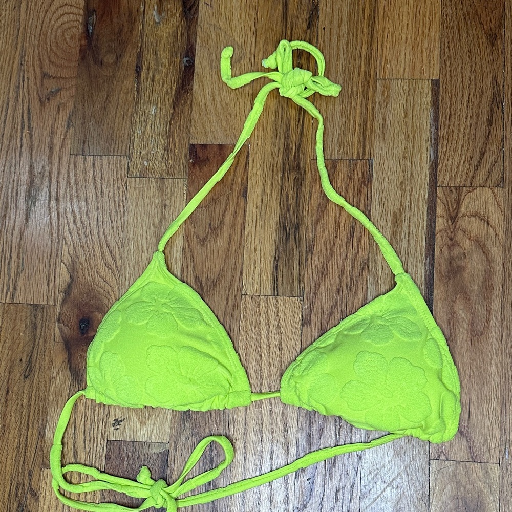 Neon Yellow Bikini Set - Picture 3 of 9